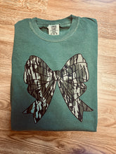 Load image into Gallery viewer, Camo Bow Tee
